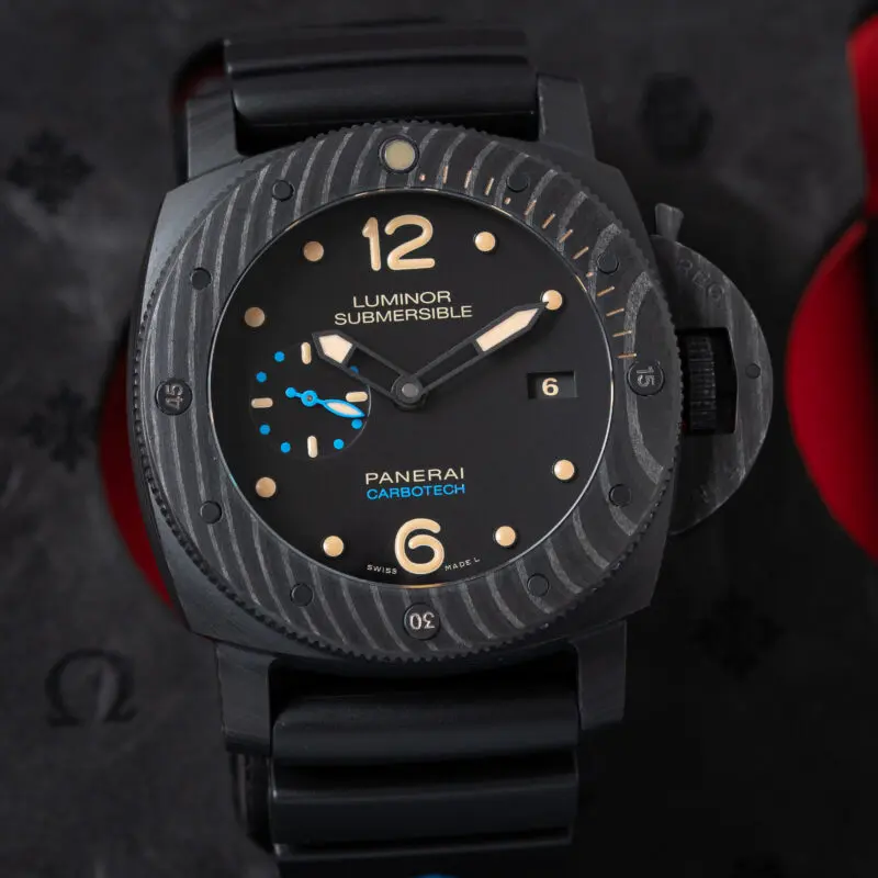 2018 Panerai 3 Days Carbotech 47mm PAM616 with black dial and rubber strap