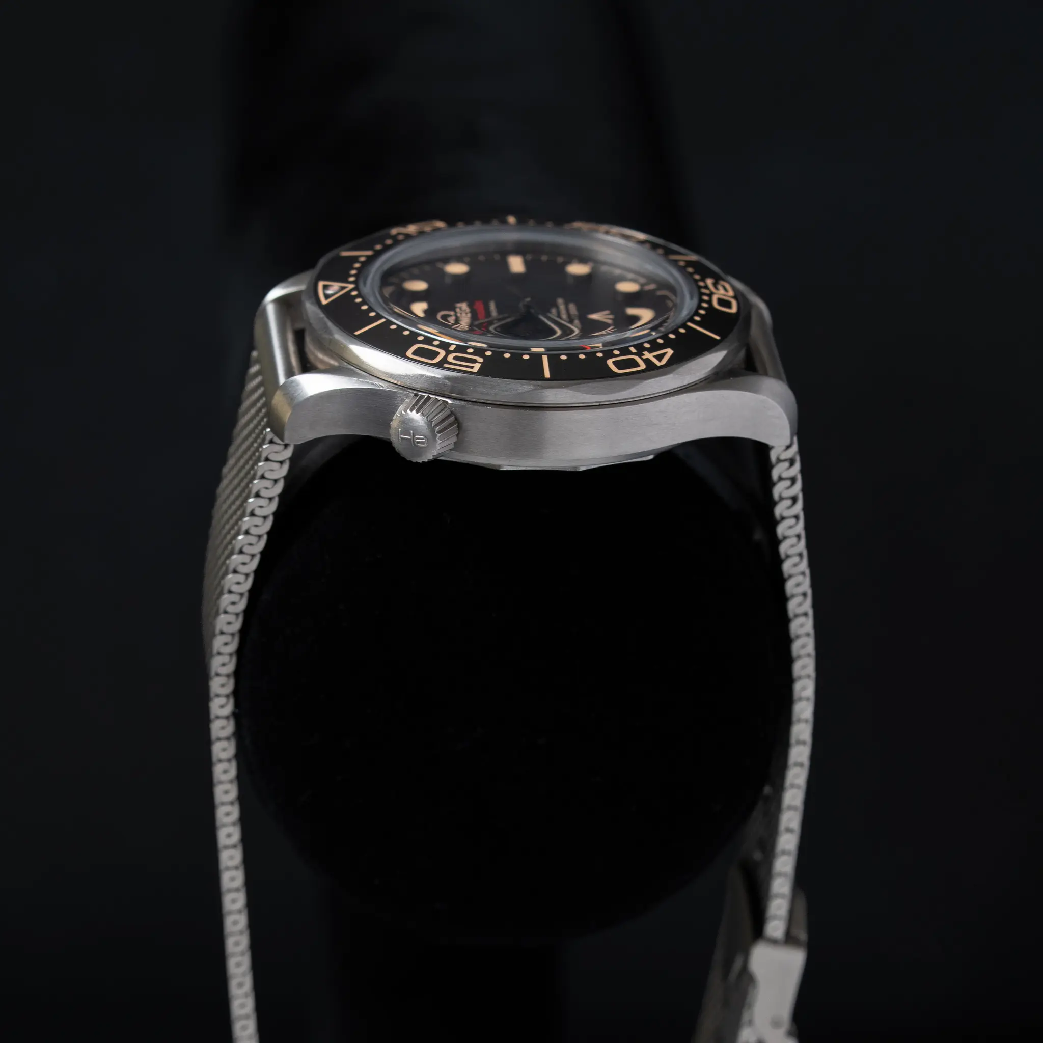 2022 Omega Seamaster Professional No Time To Die Reference 210.90.42.20.01.001 9 2022 Omega Seamaster Professional No Time To Die Reference 210.90.42.20.01.001 - Image 9