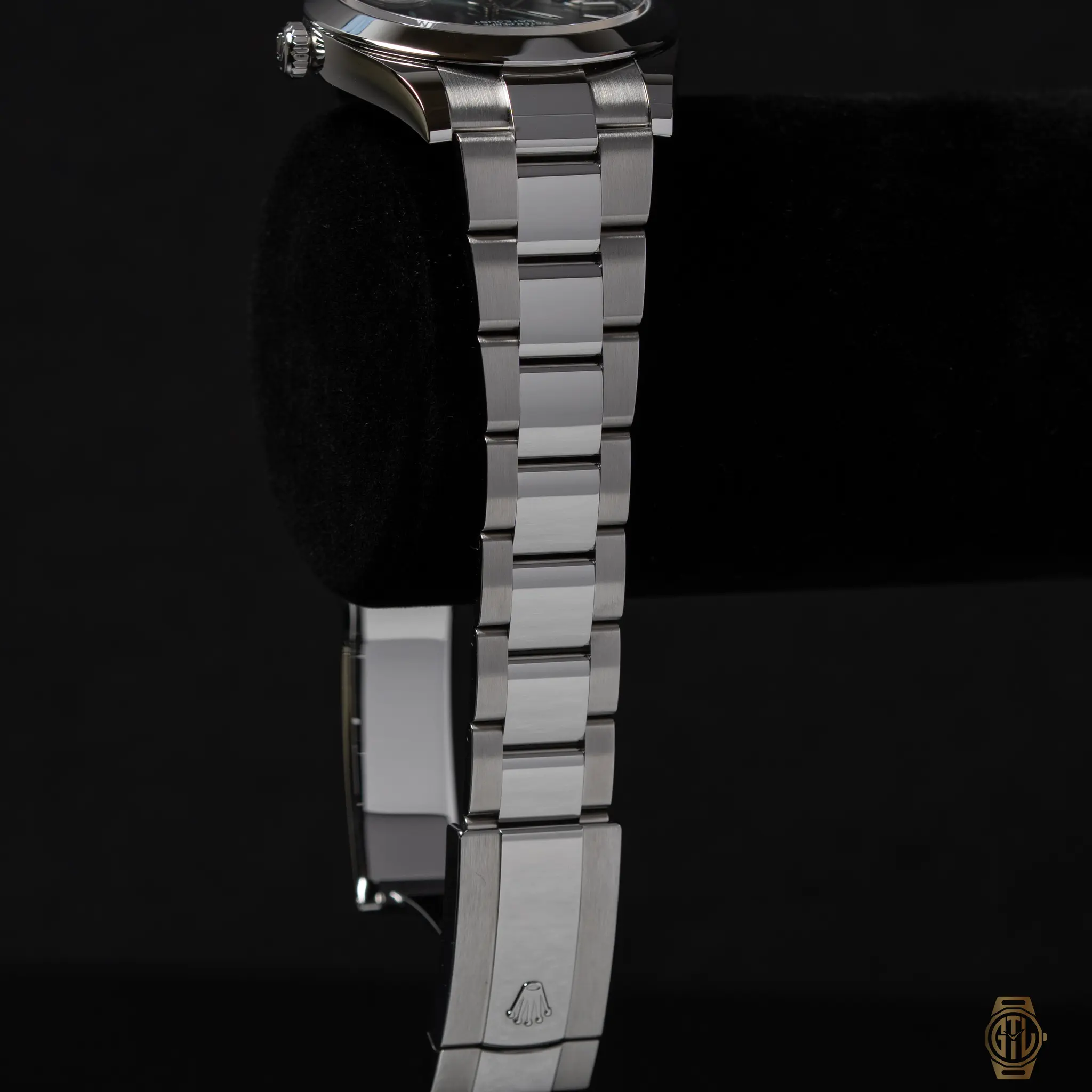 2026 Rolex Datejust 41mm Green Dial Oyster Bracelet Reference 126300 6 2026 Rolex Datejust 41mm Green Dial Oyster Bracelet Reference 126300 - Image 6