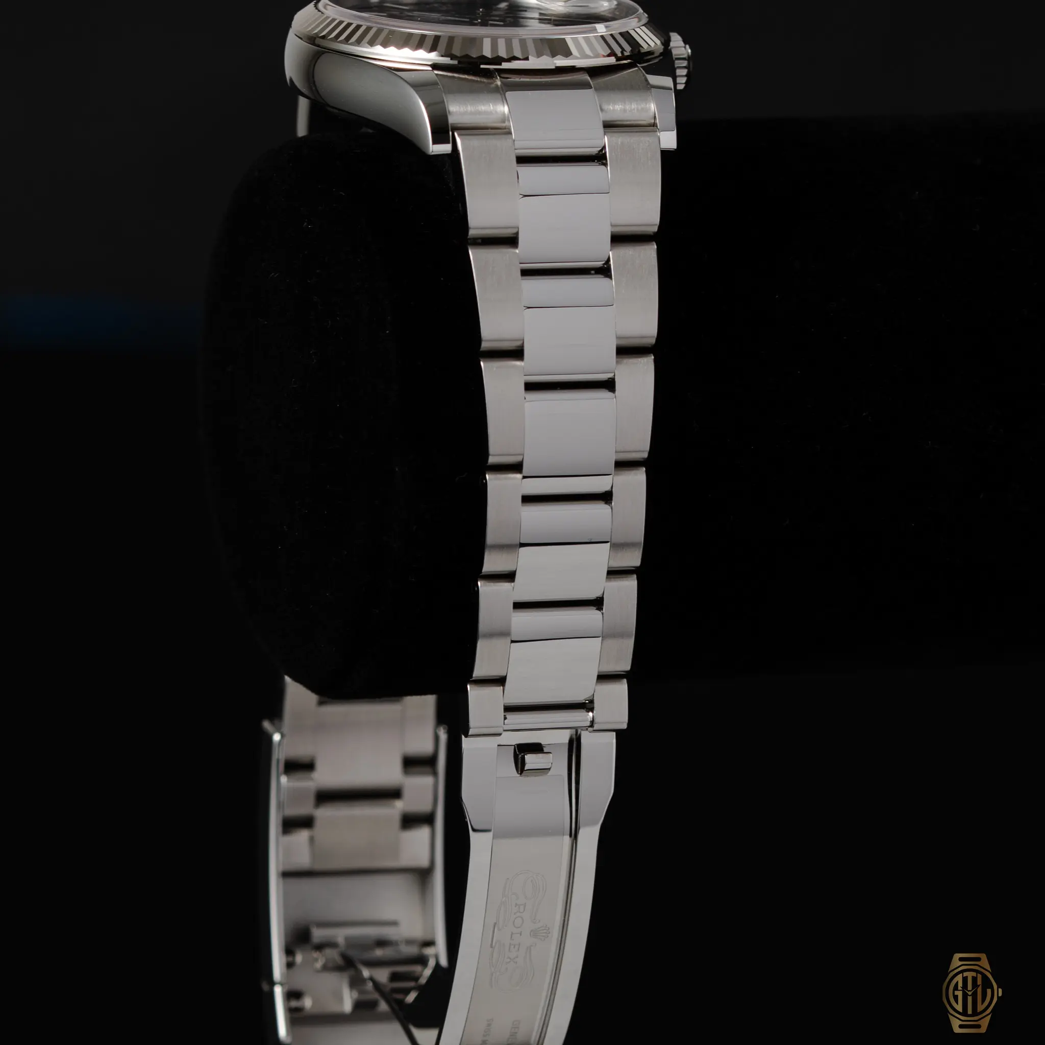 2026 Rolex Datejust 36mm Blue Dial Fluted Bezel Reference 126234 8 2026 Rolex Datejust 36mm Blue Dial Fluted Bezel Reference 126234 - Image 8