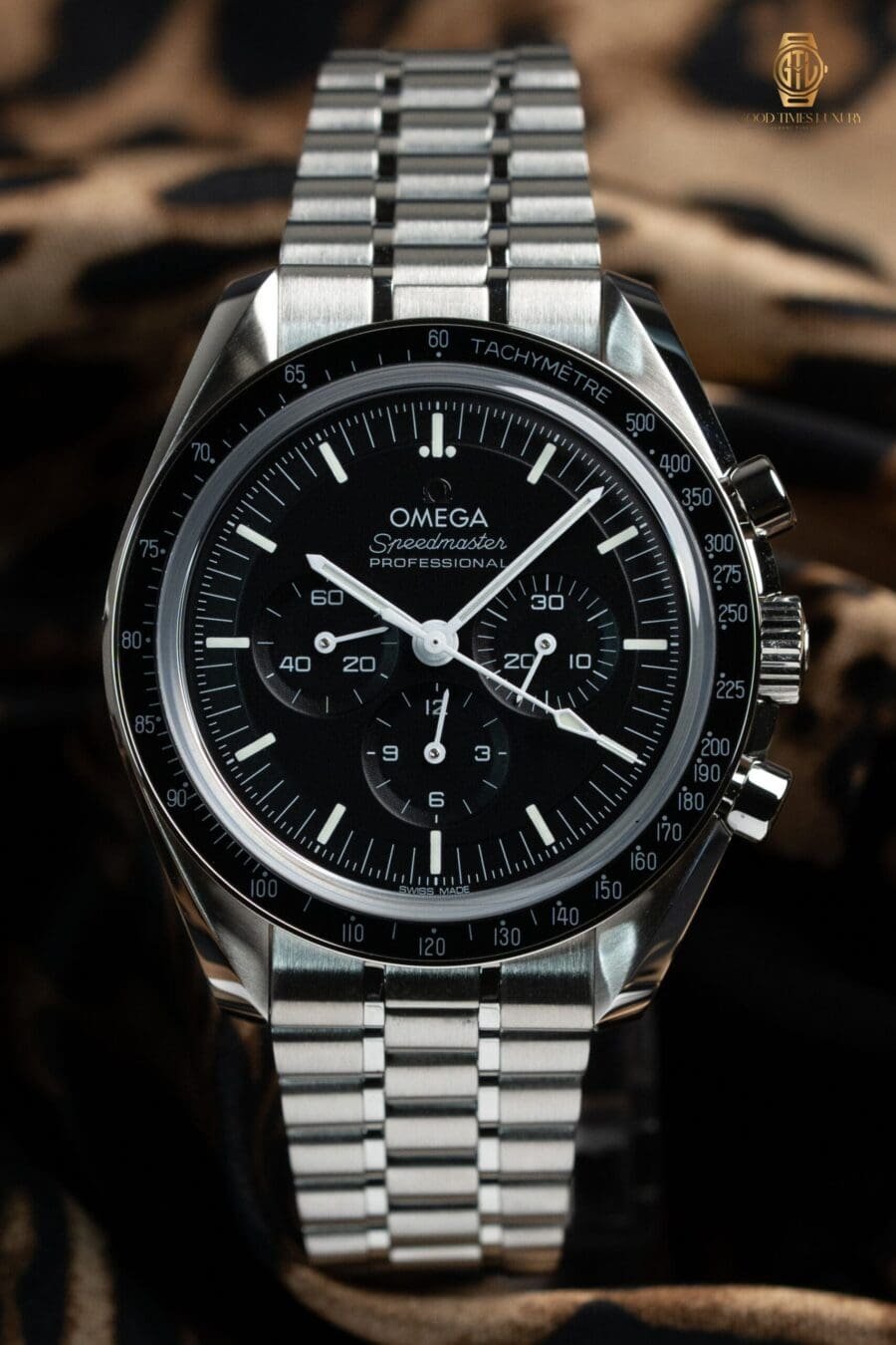 2025 Omega Speedmaster Professional ‘Sapphire Sandwich’, photo 3 of 11