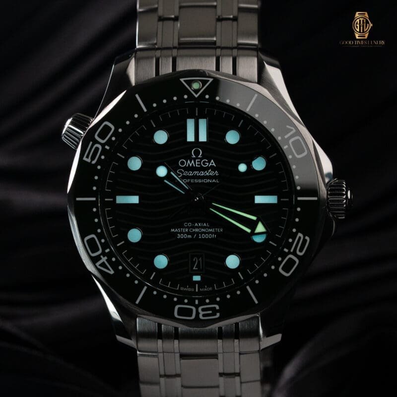 Omega Seamaster Professional 300m ‘Seaweed Green’, photo 2 of 14