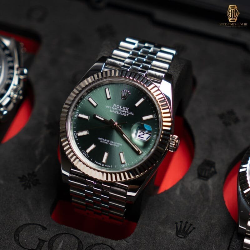 2024 Rolex Datejust 41mm Green Dial Jubilee Bracelet Ref.126334, photo 3 of 12
