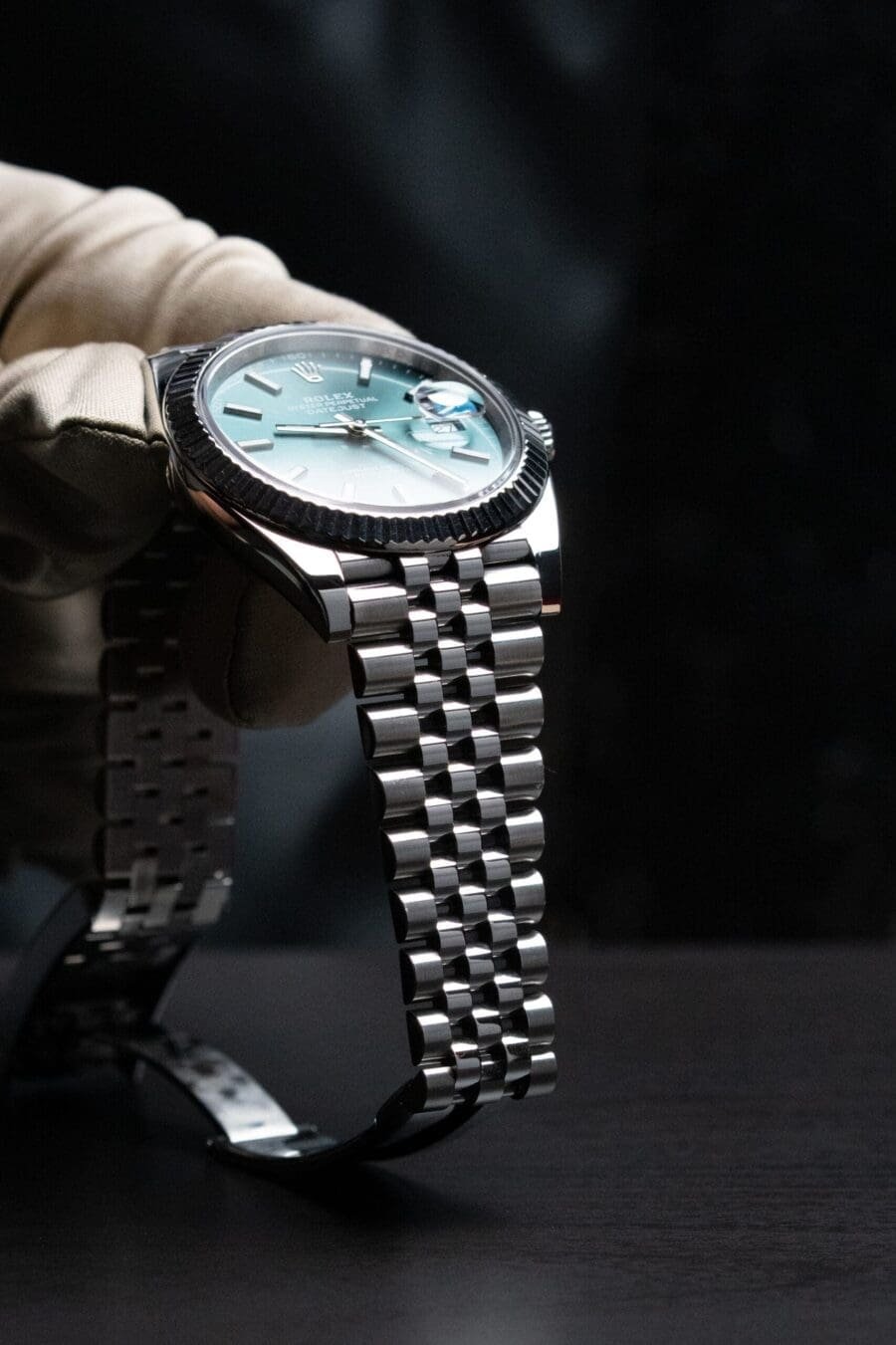2024 Rolex Datejust 41mm Green Dial Jubilee Bracelet Ref.126334, photo 7 of 12