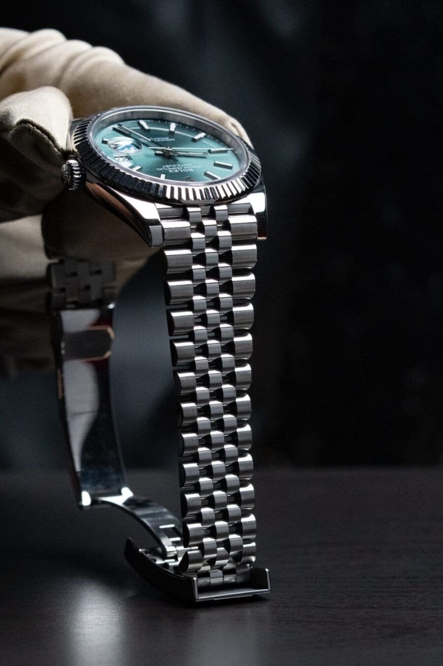 2024 Rolex Datejust 41mm Green Dial Jubilee Bracelet Ref.126334, photo 8 of 12