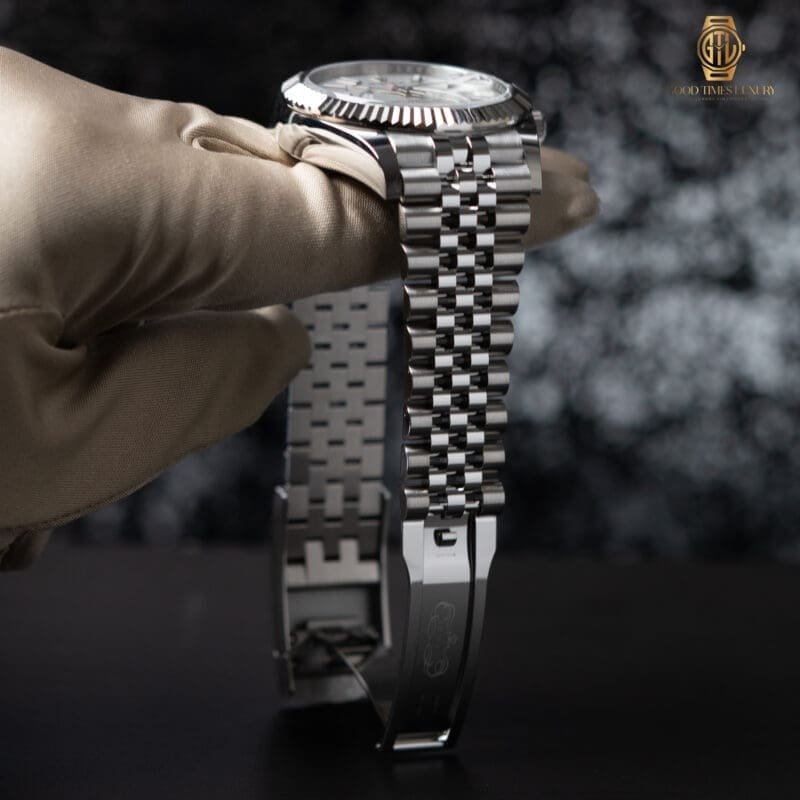 2025 Rolex Sky-Dweller White Jubilee Ref. 336934, photo 5 of 9