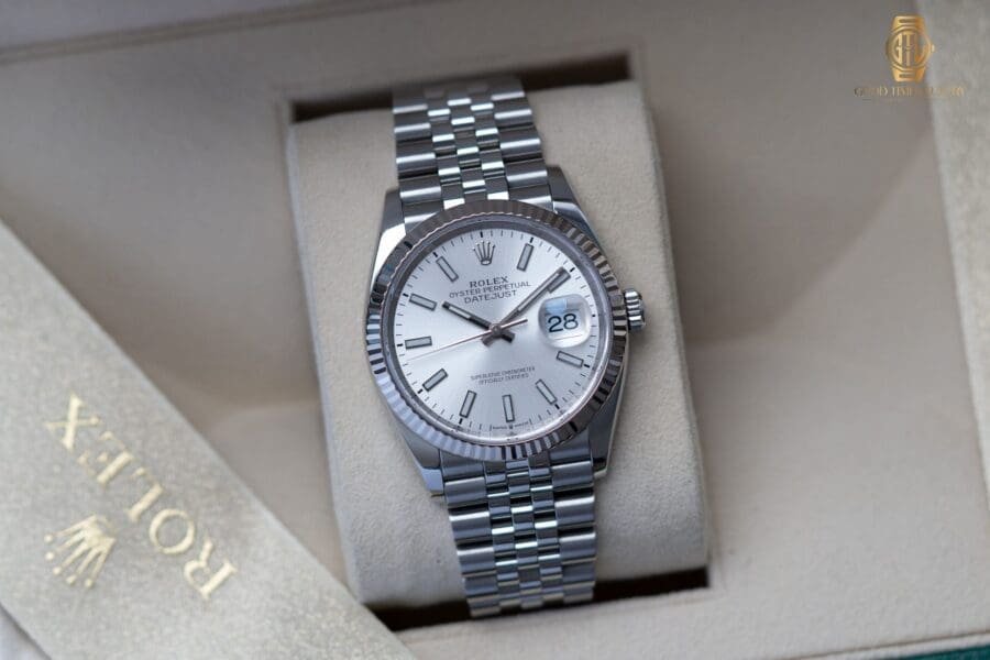 Rolex Datejust 36mm Silver Dial Jubilee Ref.126234, photo 3 of 8