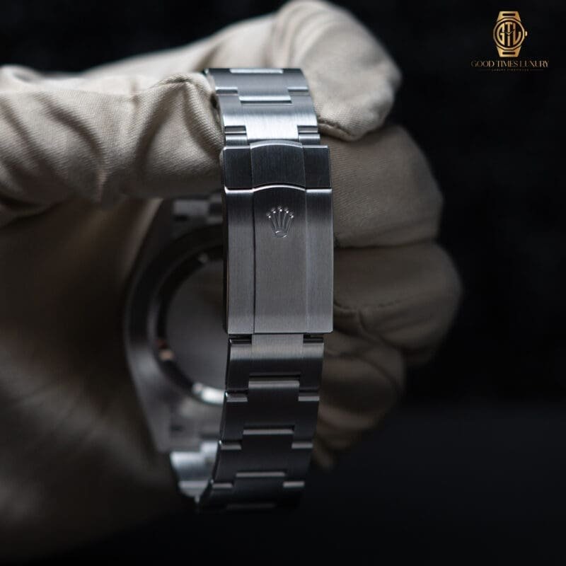 2025 Rolex Oyster Perpetual 41mm Med Blue Dial Ref.134300, photo 6 of 8
