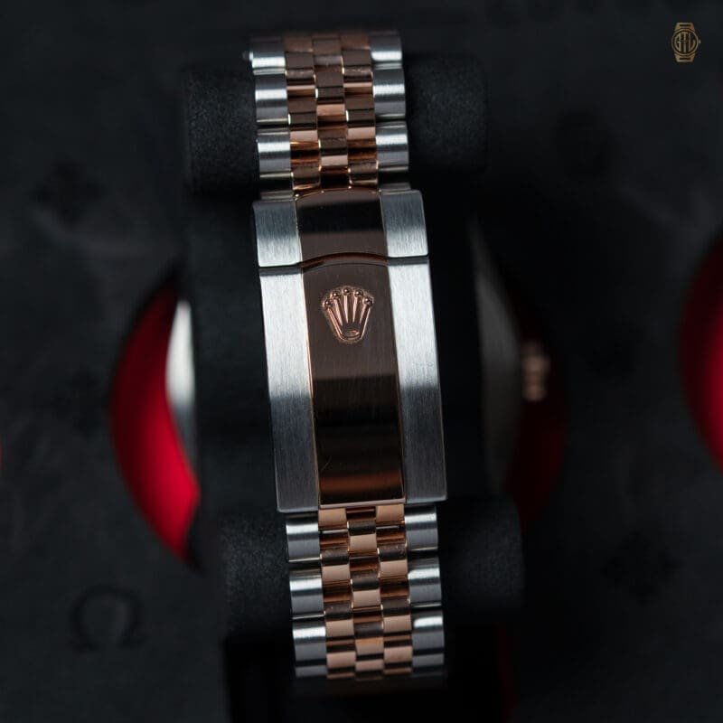 2023 Rolex Datejust 41mm ‘Wimbledon’ 18K Rose Gold/Steel Jubilee Bracelet 126331, photo 2 of 3