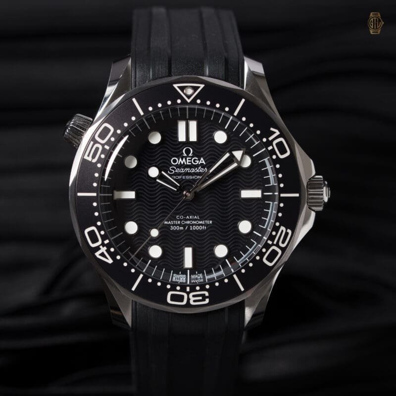2025 Omega Seamaster Professional Ref. 210.32.42.20.01.003, photo 3 of 10