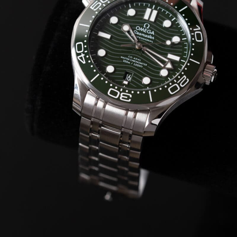 2025 Omega Seamaster Professiona Diver 300m, photo 4 of 8