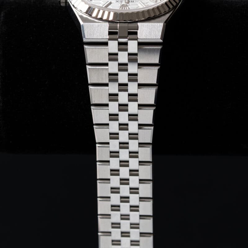 2026 Rolex Land-Dweller 40mm Ref. 127334, photo 10 of 12