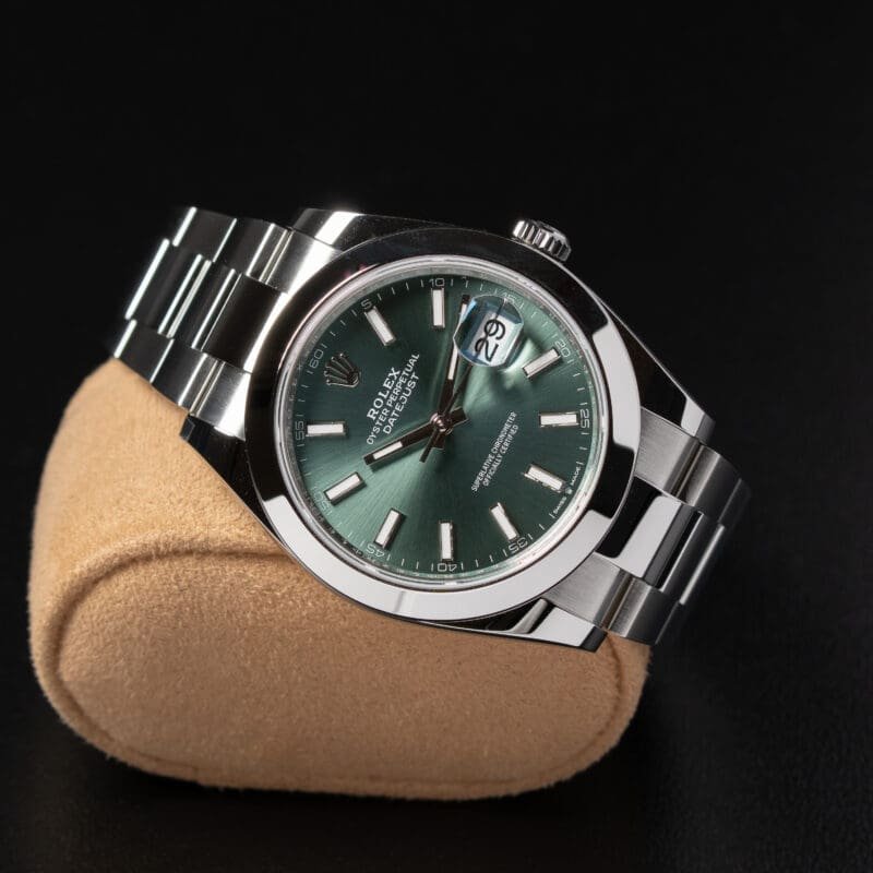 2026 Rolex Datejust 41mm Green Dial Oyster Bracelet, photo 3 of 10