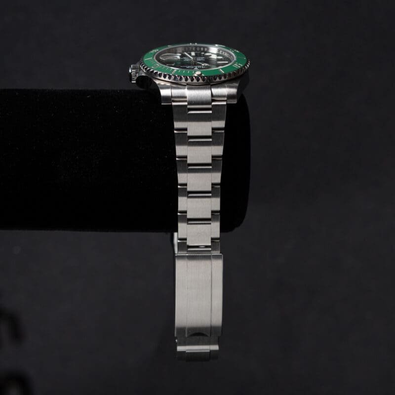 2018 Rolex Submariner Date ‘Hulk’ Ref. 116610LV, photo 5 of 7