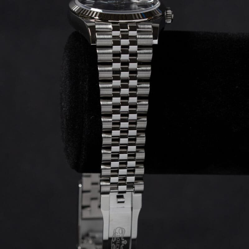 2026 Rolex Datejust 36mm Blue Dial, Jubilee Bracelet Reference 126234, photo 6 of 10