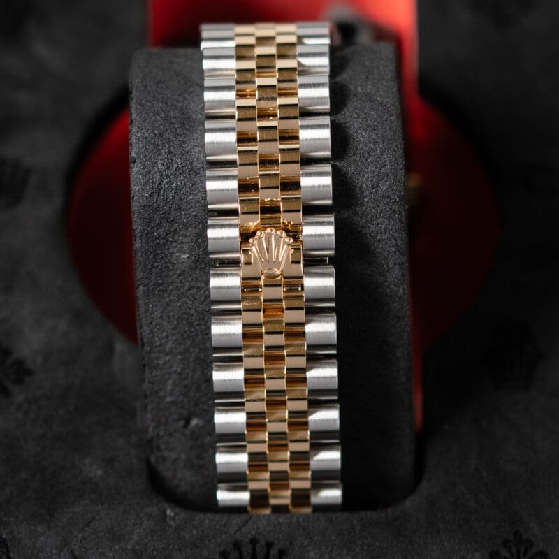 2026 Rolex Datejust 31mm Champagne Dial Ref. 278273, photo 5 of 10