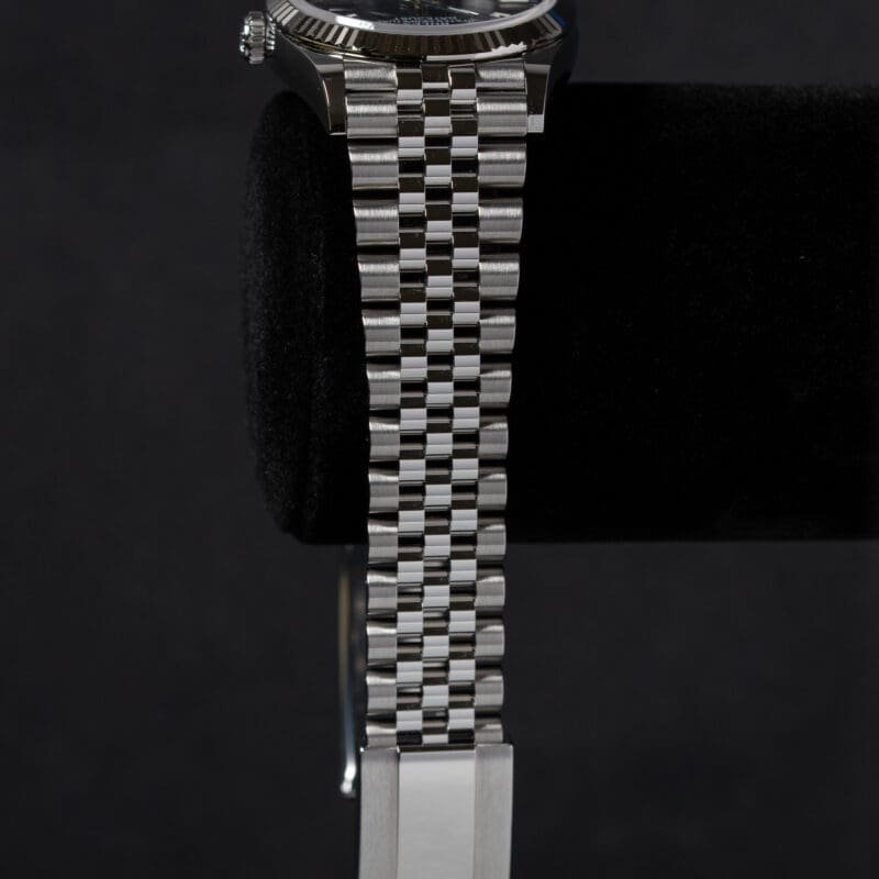 2026 Rolex Datejust 36mm Blue Dial, Jubilee Bracelet Reference 126234, photo 7 of 10