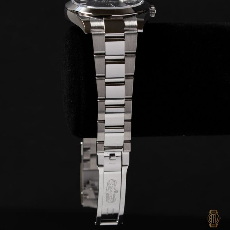 2026 Rolex Datejust 41mm Blue Dial Oyster Bracelet Ref. 126300, photo 7 of 10