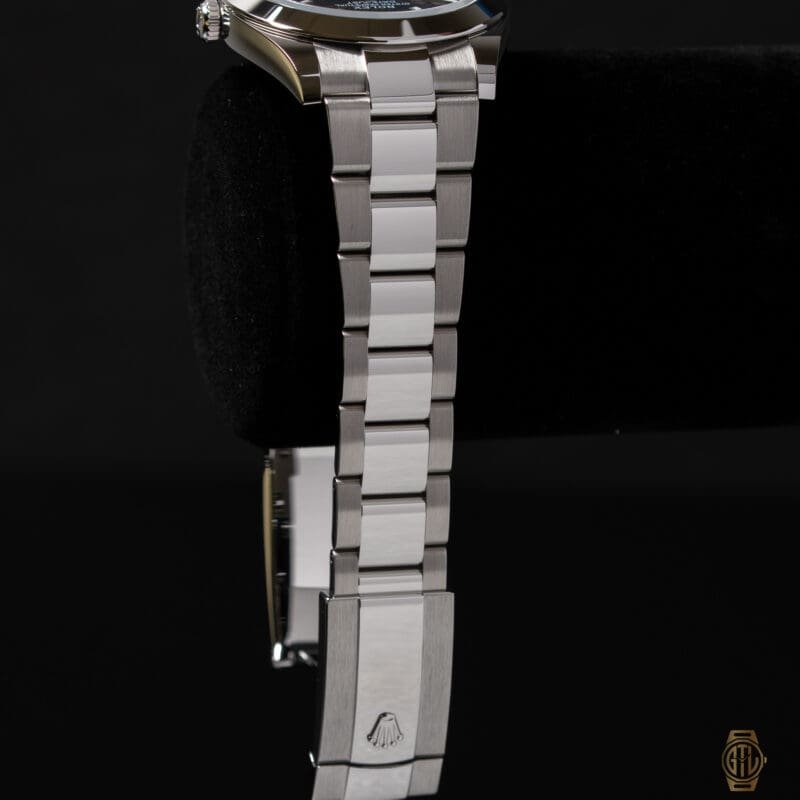2026 Rolex Datejust 41mm Blue Dial Oyster Bracelet Ref. 126300, photo 6 of 10