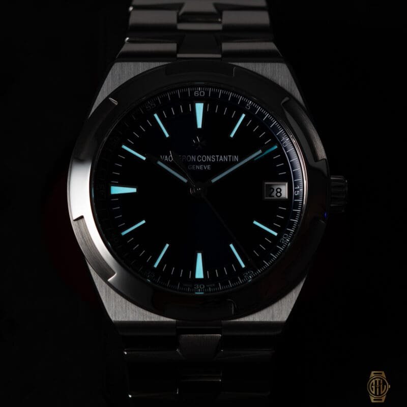 2022 Vacheron Constantin Overseas 41mm Blue Dial Ref. 4500V, photo 2 of 8